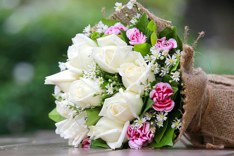 Sevdiklerinize Çiçek Gönderirken Nelere Dikkat Etmelisiniz?